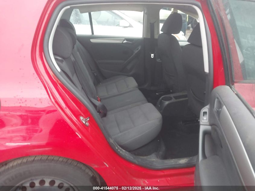 2011 Volkswagen Golf 2.5L 4-Door VIN: WVWDA7AJ1BW330678 Lot: 41544075