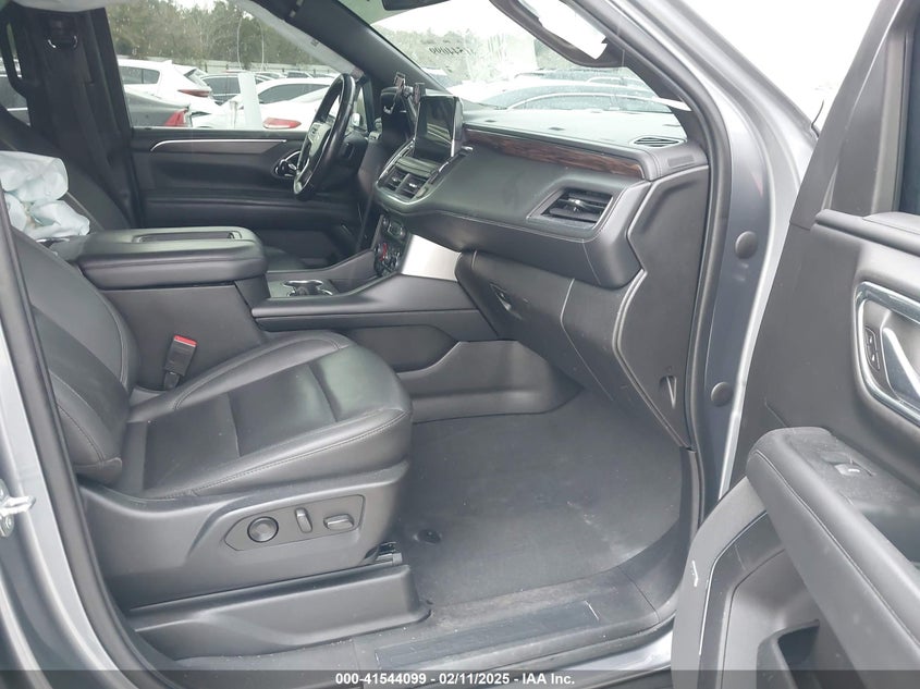 2022 CHEVROLET SUBURBAN VIN: 1GNSCCKD2NR147903