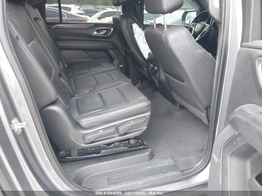 2022 CHEVROLET SUBURBAN VIN: 1GNSCCKD2NR147903