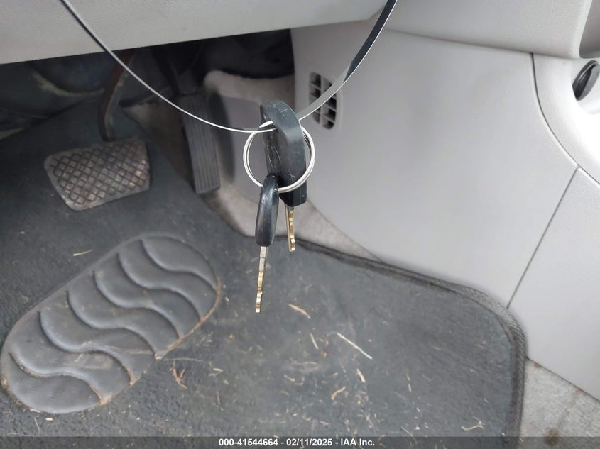 2007 CHEVROLET COBALT VIN: 1G1AL55F877408424