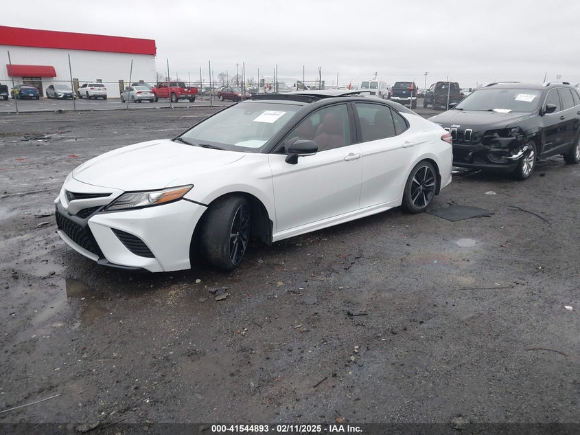 2018 TOYOTA CAMRY VIN: 4T1BZ1HK0JU013105