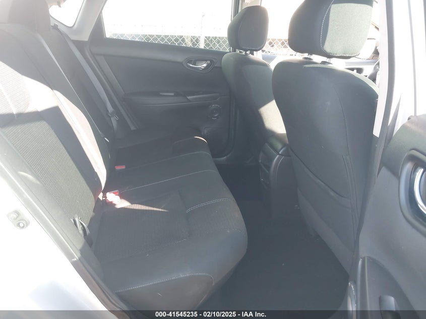 2017 NISSAN SENTRA VIN: 3N1AB7AP3HY352528