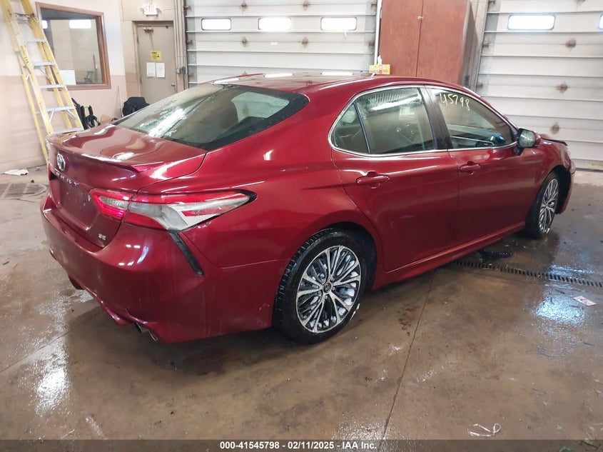 2018 TOYOTA CAMRY VIN: 4T1B11HK5JU533730