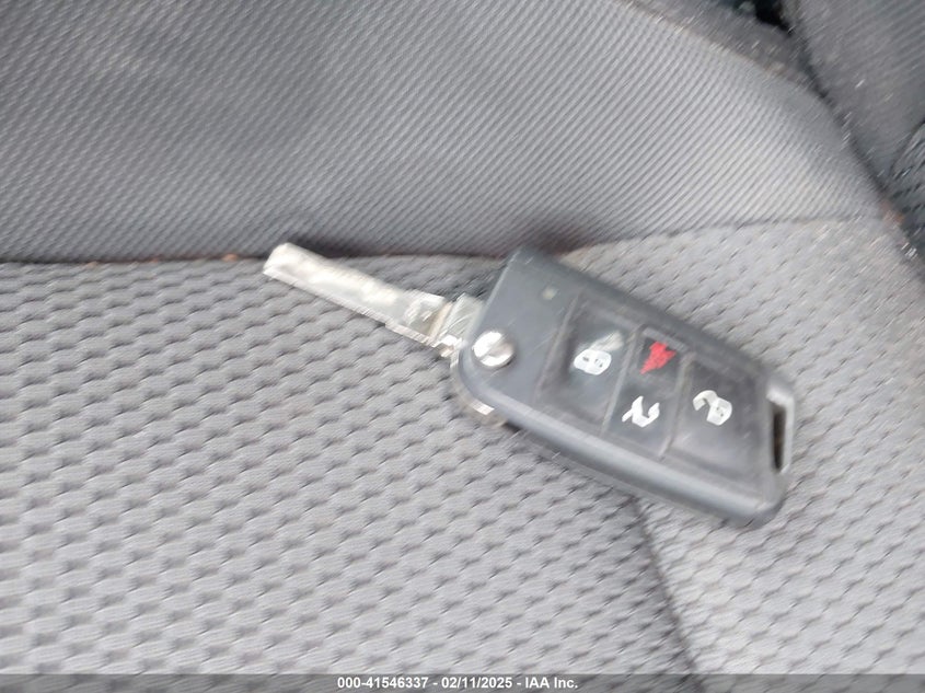 2015 VOLKSWAGEN GOLF LAUNCH EDITION 2-DOOR - 3VW817AUXFM024318