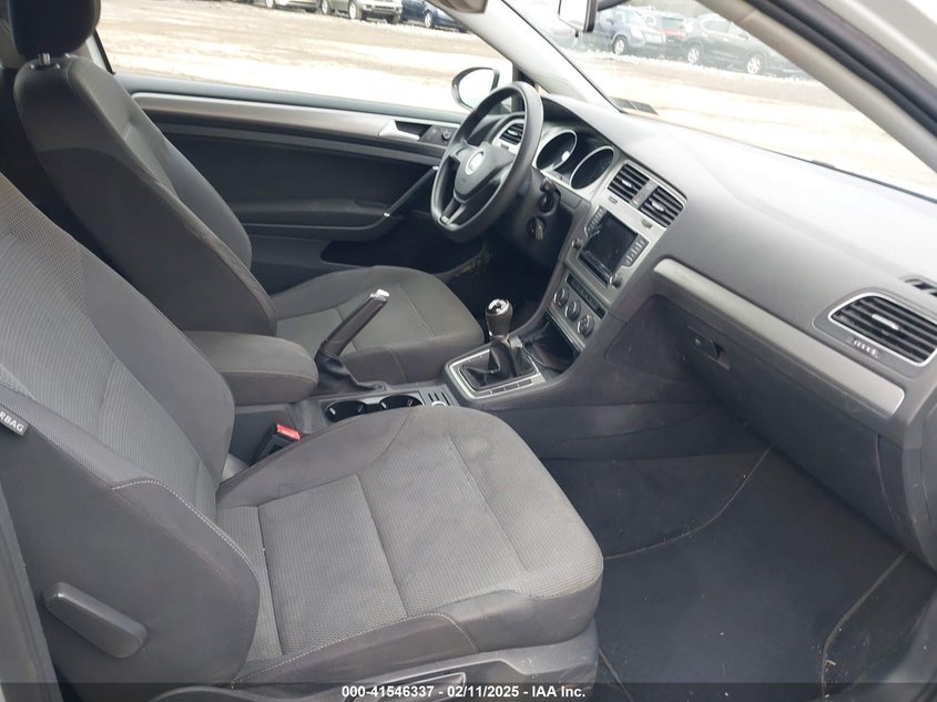 2015 VOLKSWAGEN GOLF LAUNCH EDITION 2-DOOR - 3VW817AUXFM024318