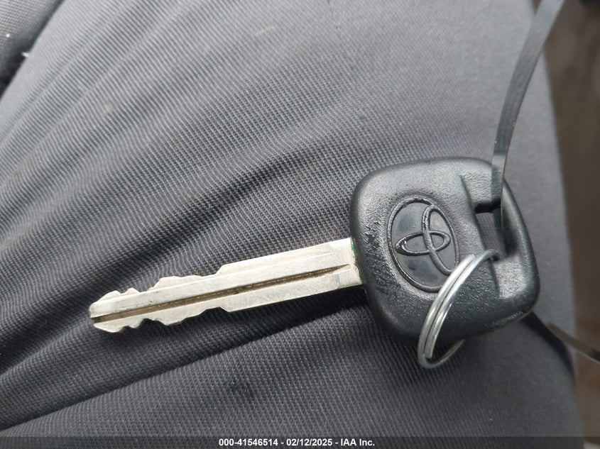 2006 TOYOTA CAMRY VIN: 4T1BE32K56U684406