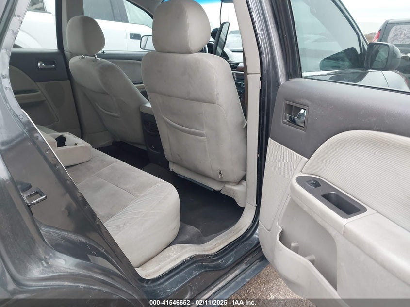 2008 FORD TAURUS VIN: 1FAHP24W28G108122
