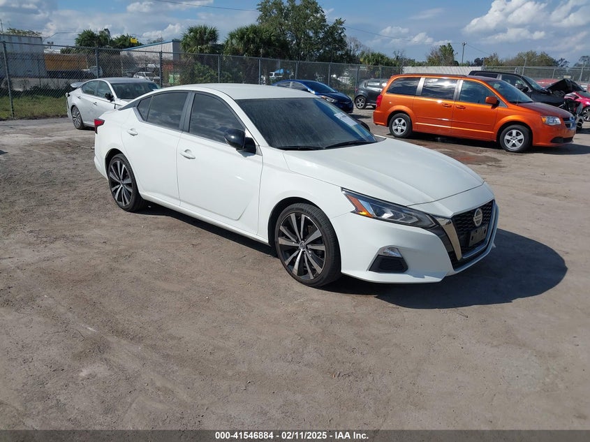 NISSAN ALTIMA SR FWD 2022