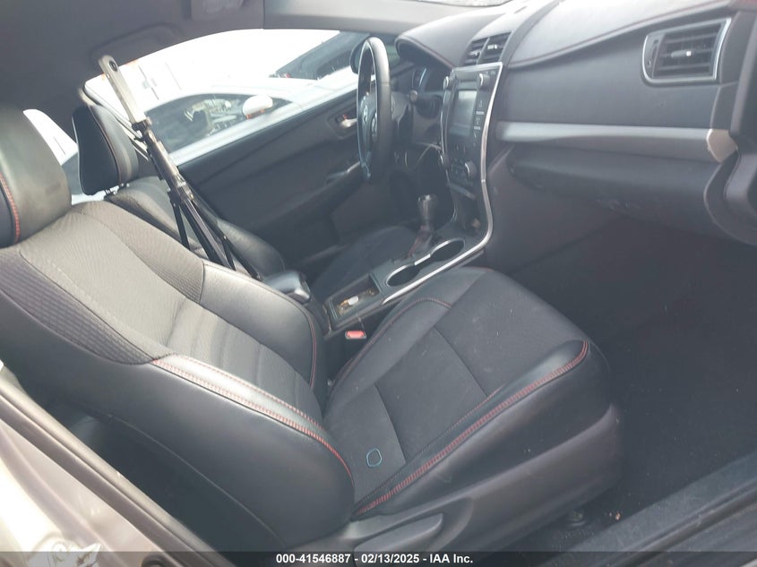 2016 Toyota Camry Se