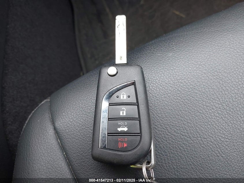 2020 TOYOTA CAMRY VIN: 4T1G11AK1LU386275