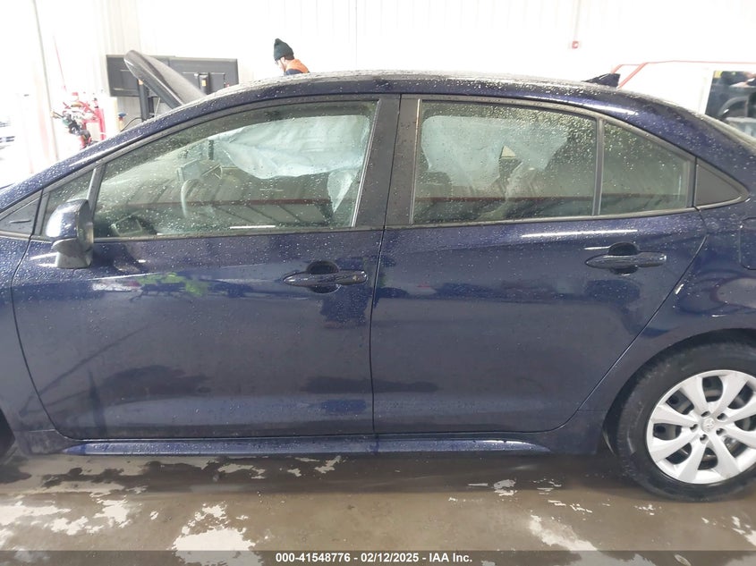 2021 TOYOTA COROLLA LE - JTDEPMAE8MJ172313