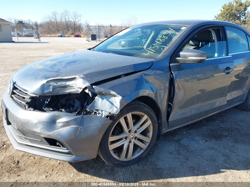 2015 VOLKSWAGEN JETTA VIN: 3VWLA7AJ0FM266373