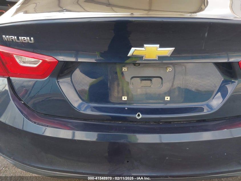 2018 CHEVROLET MALIBU VIN: 1G1ZD5ST4JF190277