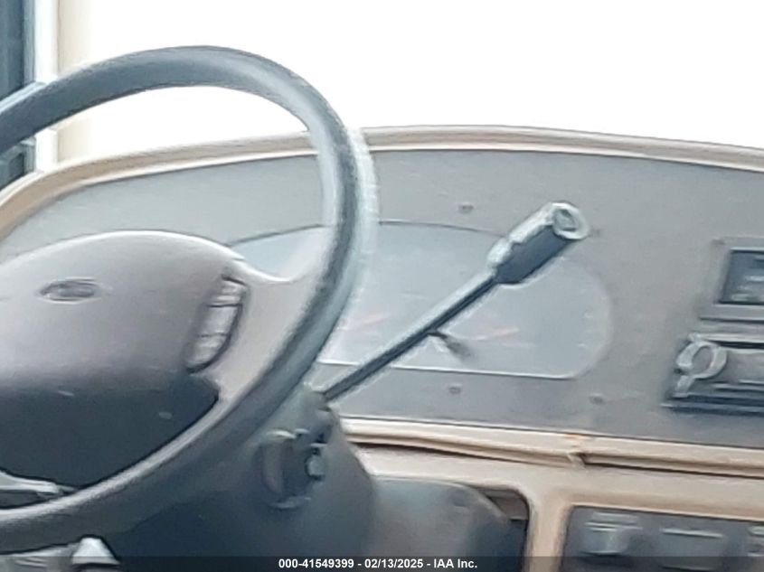 1999 Ford F550 Super Duty Stripped Chass VIN: 3FCNF53S5XJA38539 Lot: 41549399