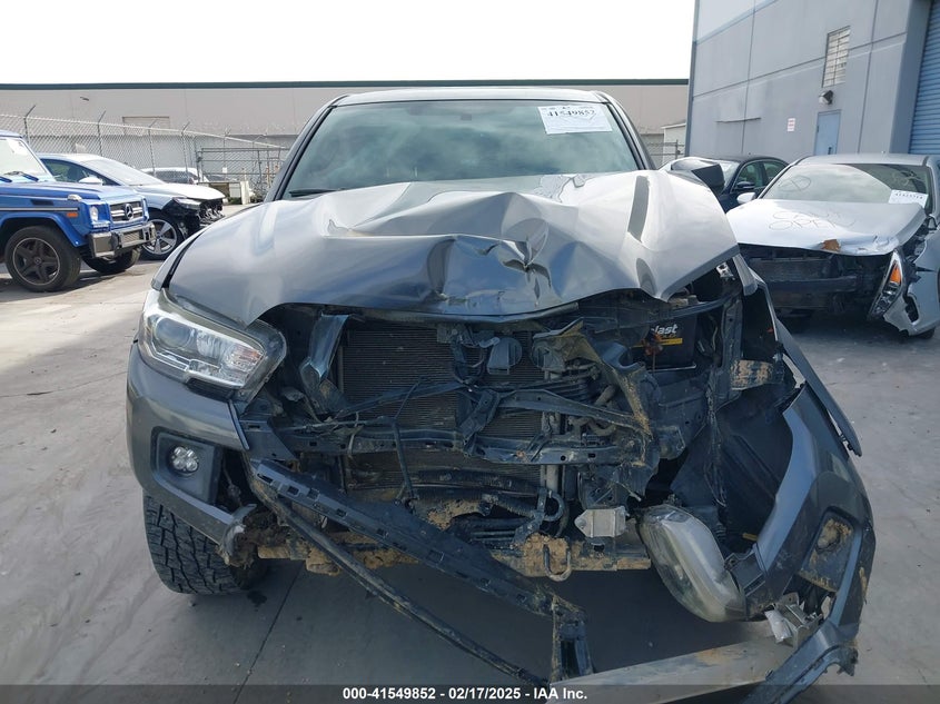 2017 TOYOTA TACOMA DBL CAB/SR/TRDSPT/OR/PRO - 3TMCZ5ANXHM065327