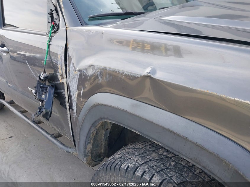 2017 TOYOTA TACOMA DBL CAB/SR/TRDSPT/OR/PRO - 3TMCZ5ANXHM065327