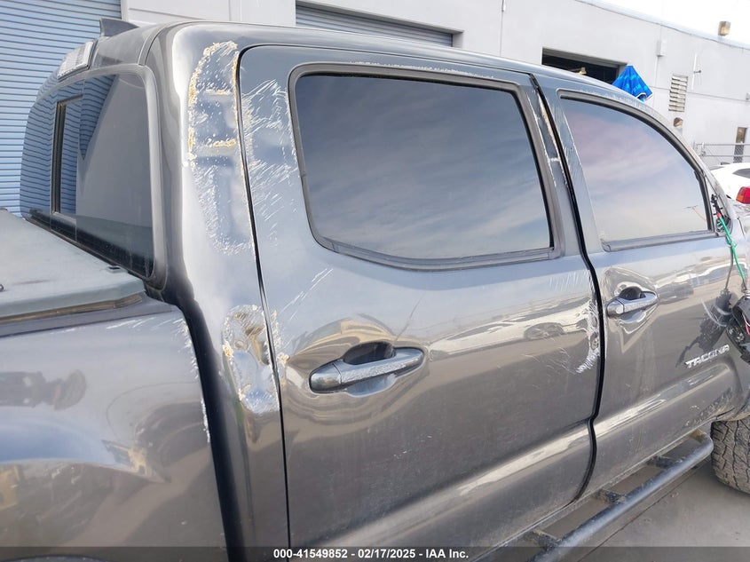 2017 TOYOTA TACOMA DBL CAB/SR/TRDSPT/OR/PRO - 3TMCZ5ANXHM065327