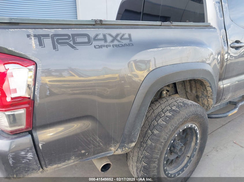 2017 TOYOTA TACOMA DBL CAB/SR/TRDSPT/OR/PRO - 3TMCZ5ANXHM065327