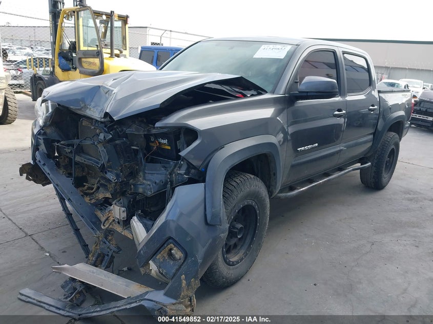 2017 TOYOTA TACOMA DBL CAB/SR/TRDSPT/OR/PRO - 3TMCZ5ANXHM065327
