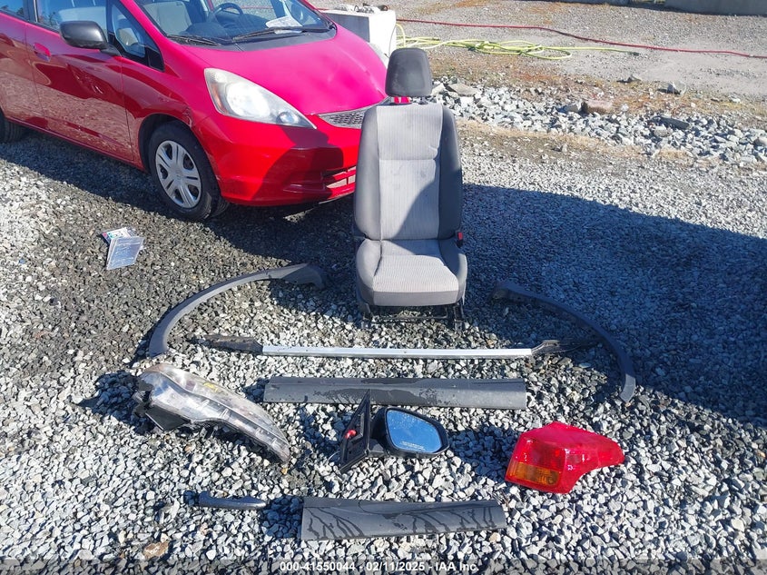 2015 TOYOTA RAV4 LE - JTMBFREV1FD120620