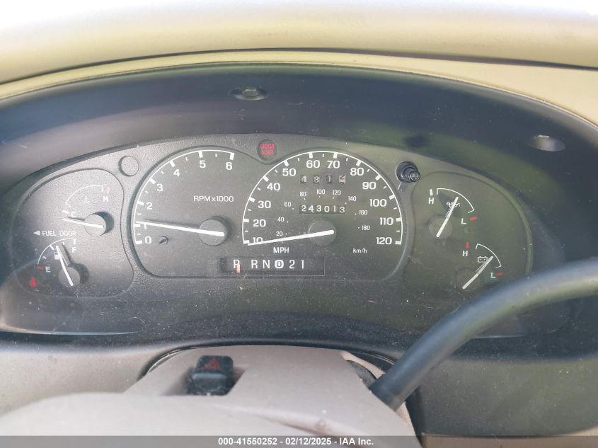 2000 Ford Explorer Limited VIN: 1FMZU85P5YZB46204 Lot: 41550252