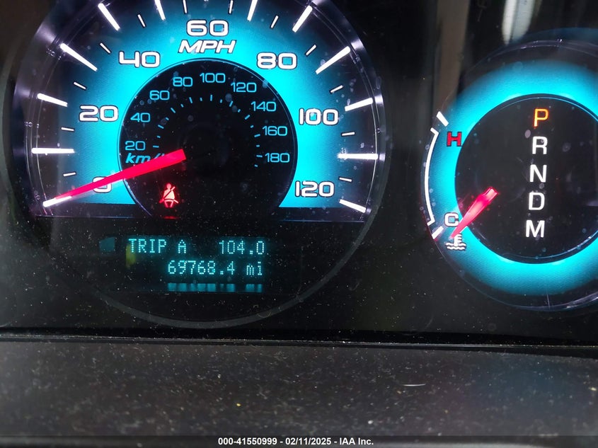 2011 FORD FUSION VIN: 3FAHP0JA1BR170463
