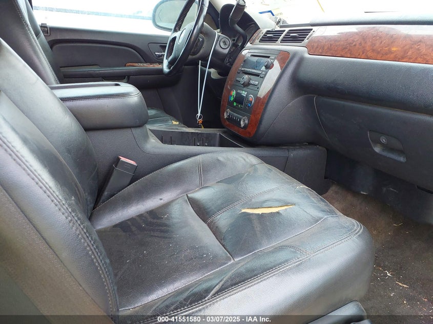 2009 CHEVROLET SUBURBAN 1500 VIN: 1GNFC26JX9R280829