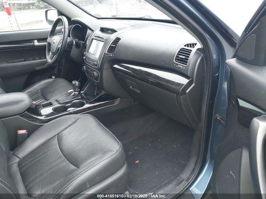 2015 KIA SORENTO VIN: 5XYKUDA7XFG572597