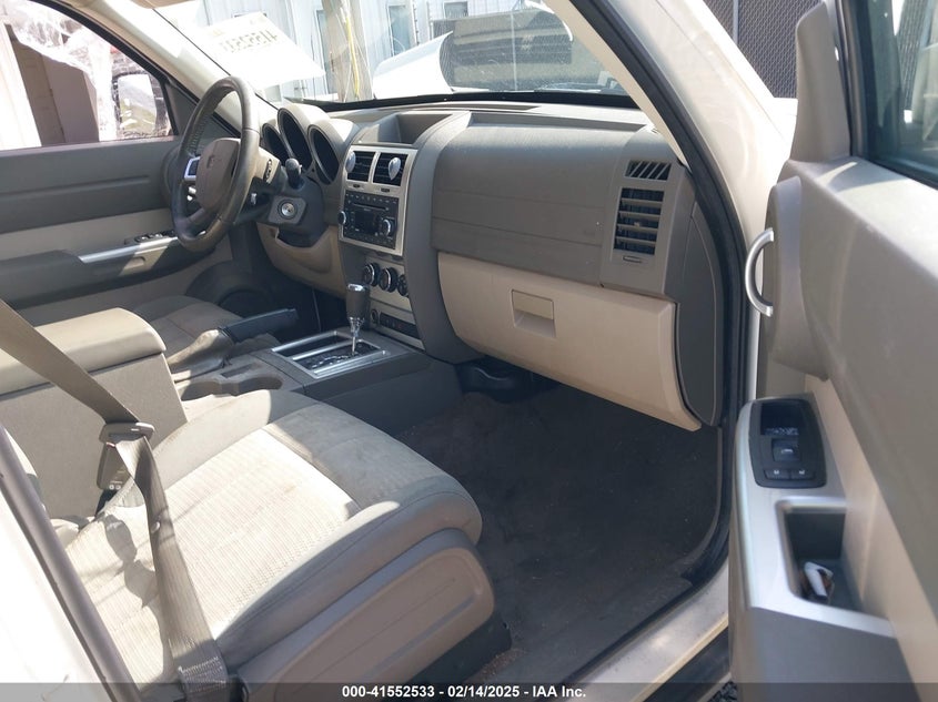 2008 DODGE NITRO VIN: 1D8GT58K58W127765