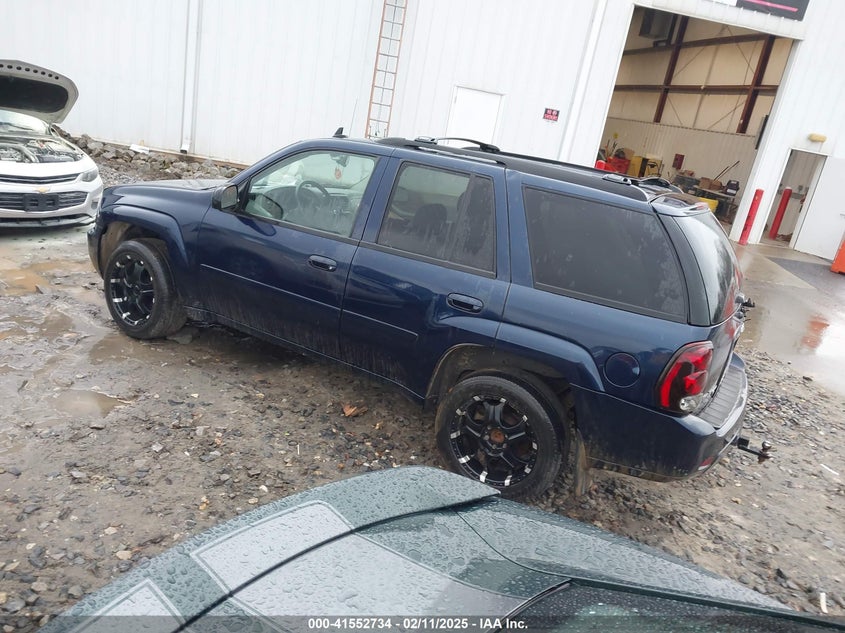2008 CHEVROLET TRAILBLAZER VIN: 1GNDT13S782115228
