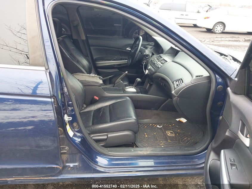 2009 HONDA ACCORD VIN: 1HGCP268X9A803960