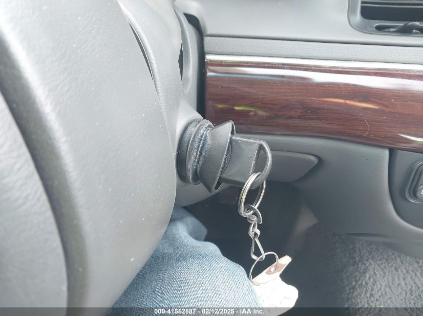 2003 Mercury Grand Marquis Gs VIN: 2MEFM74W13X616042 Lot: 41552887