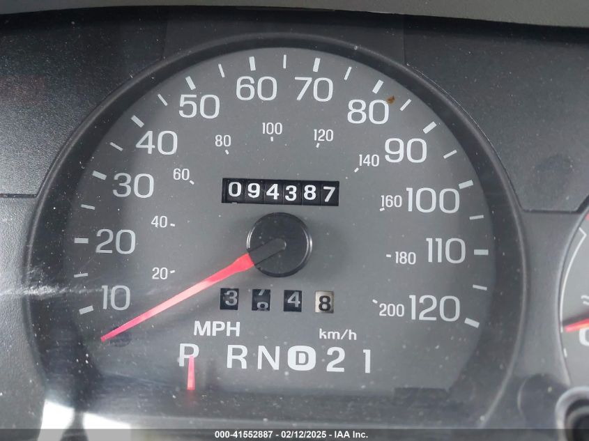 2003 Mercury Grand Marquis Gs VIN: 2MEFM74W13X616042 Lot: 41552887