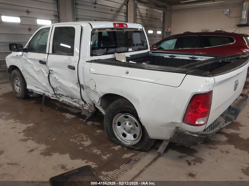 2019 RAM 1500 CLASSIC VIN: 1C6RR7KTXKS677570
