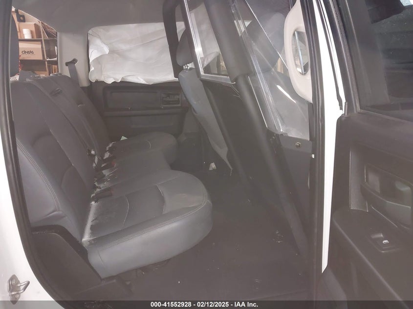 2019 RAM 1500 CLASSIC VIN: 1C6RR7KTXKS677570