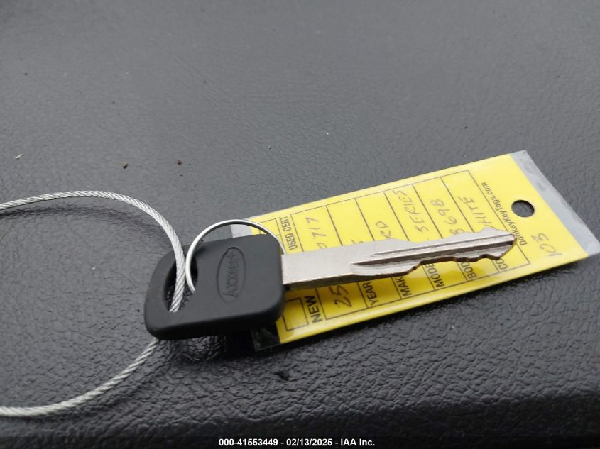 2015 Ford E-450 Cutaway VIN: 1FDFE4FS5FDA08698 Lot: 41553449