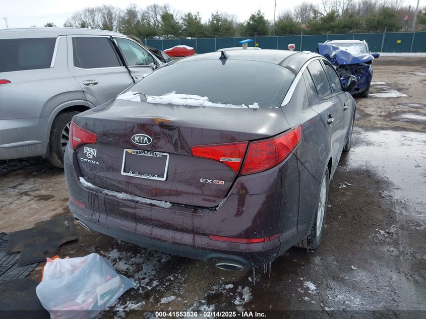 2011 KIA OPTIMA VIN: KNAGN4A75B5158176