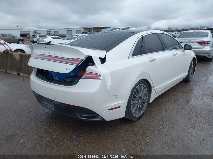 2014 LINCOLN MKZ VIN: 3LN6L2GK2ER804677