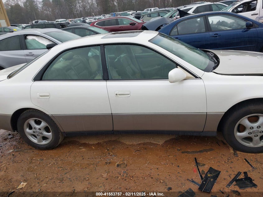 1998 Lexus Es 300 VIN: JT8BF28G8W5032290 Lot: 41553757