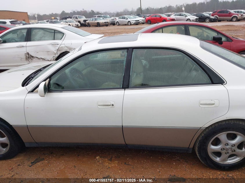 1998 Lexus Es 300 VIN: JT8BF28G8W5032290 Lot: 41553757