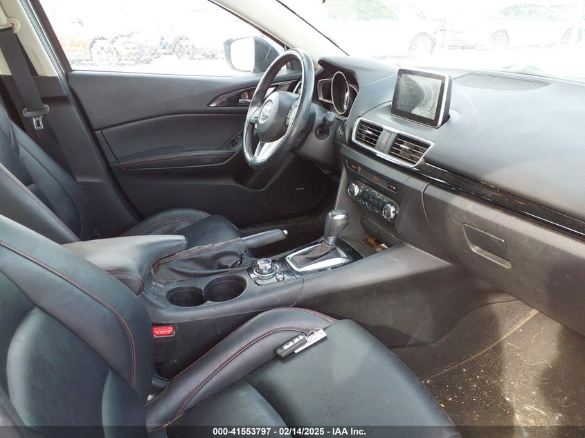 2014 MAZDA MAZDA3 VIN: JM1BM1W72E1112887