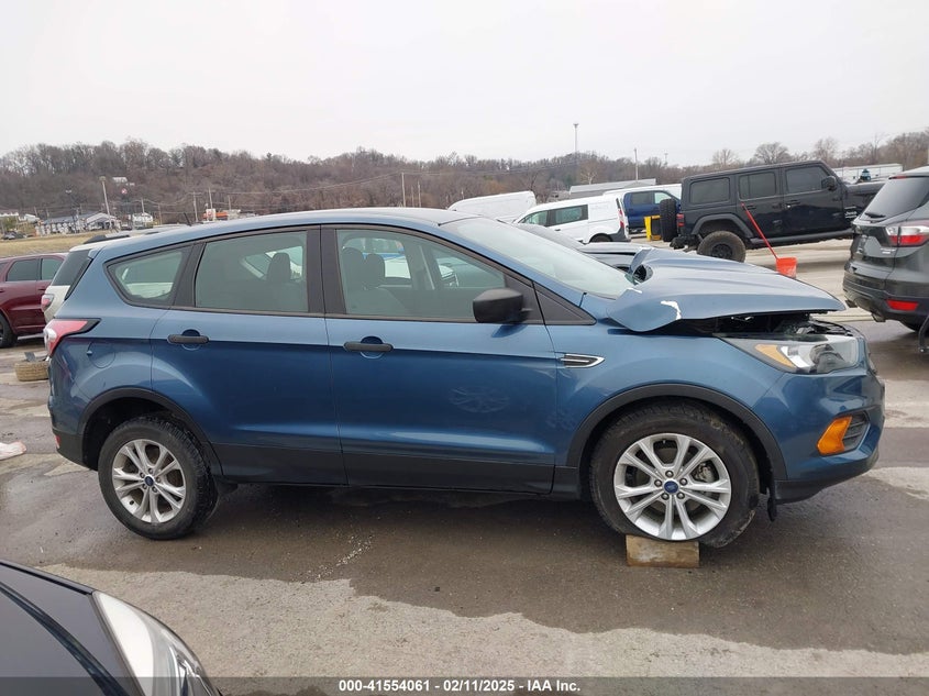 2018 FORD ESCAPE VIN: 1FMCU0F70JUC28284