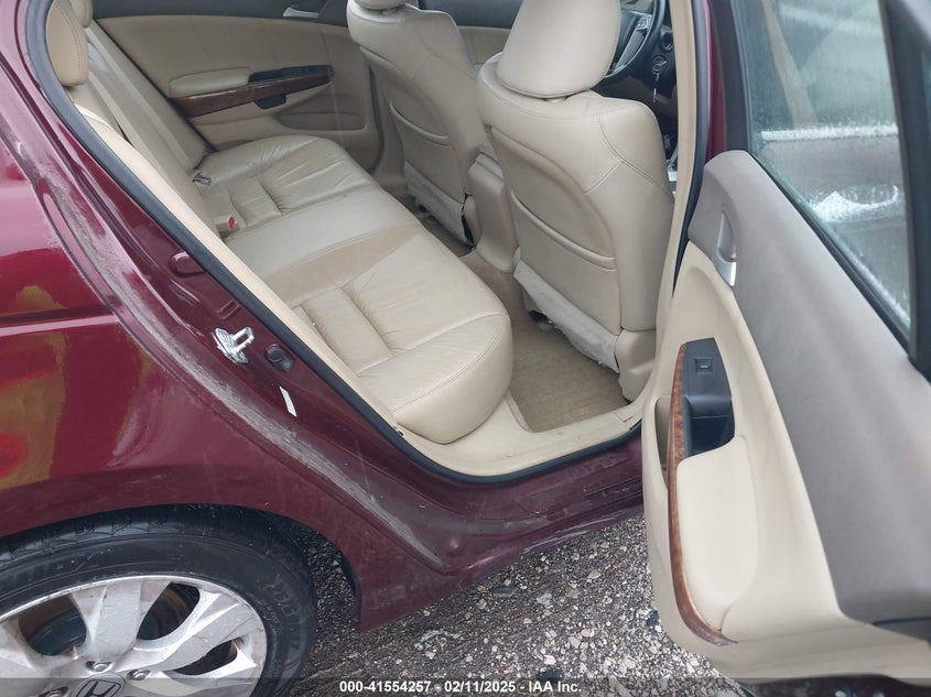 2008 HONDA ACCORD VIN: 1HGCP36848A029385