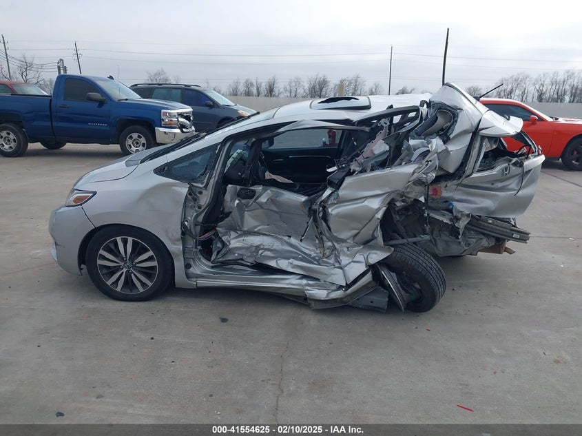 2016 HONDA FIT EX - JHMGK5H78GX020536