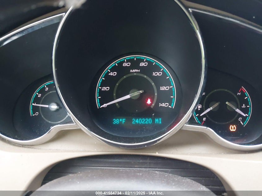 2011 CHEVROLET MALIBU VIN: 1G1ZE5E18BF388109