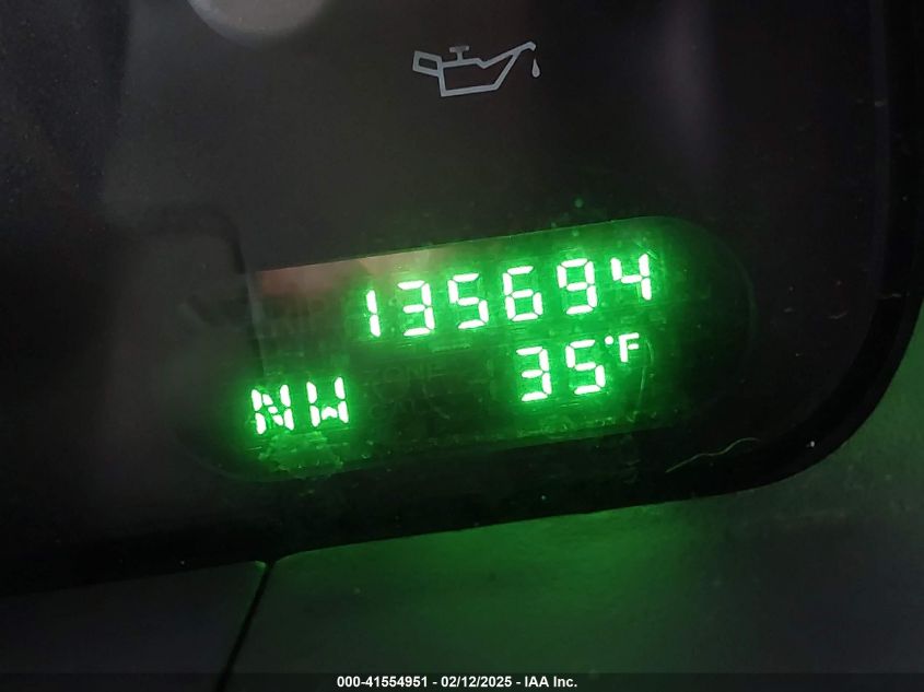 2004 Ford Expedition Xls VIN: 1FMRU13W54LA15367 Lot: 41554951