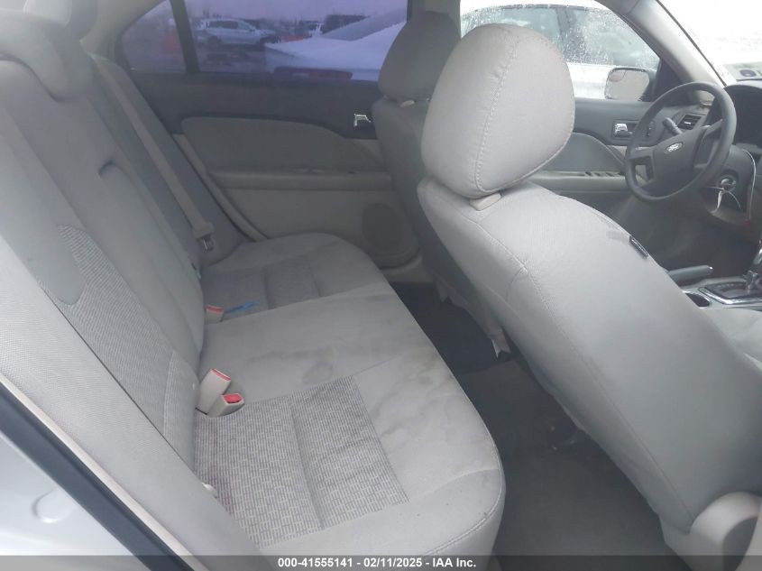 2012 Ford Fusion S VIN: 3FAHP0GA7CR137993 Lot: 41555141