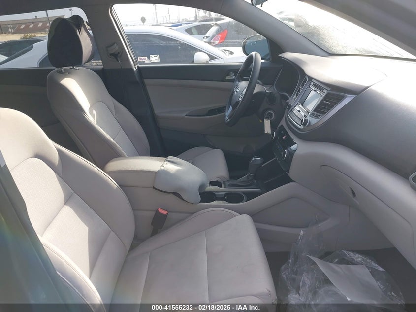 2016 HYUNDAI TUCSON SE - KM8J33A49GU141629