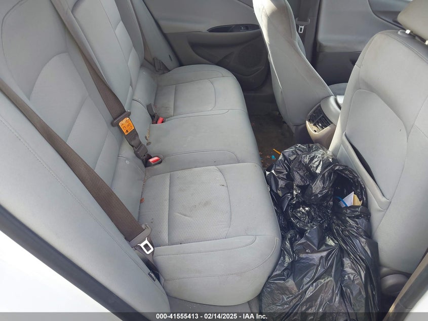 2018 CHEVROLET MALIBU VIN: 1G1ZD5ST4JF136445