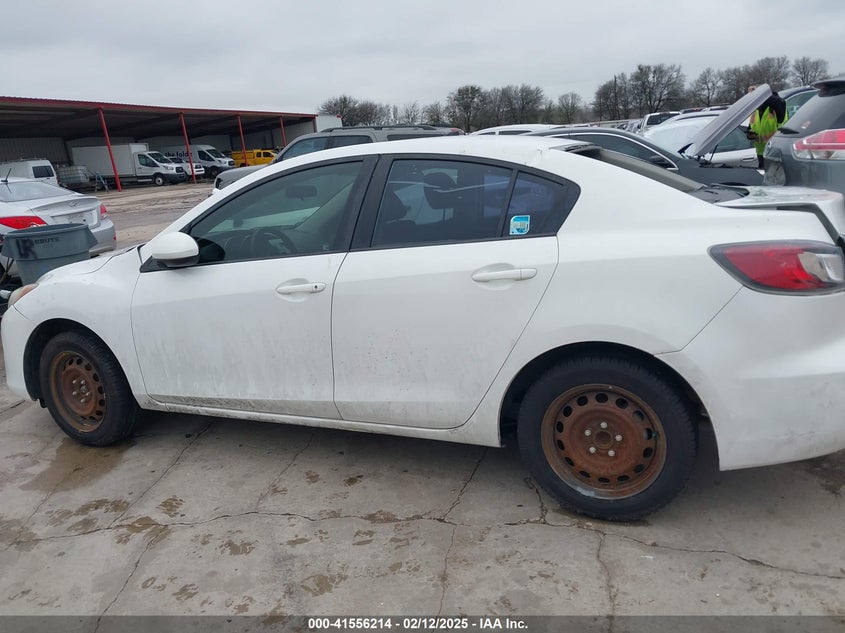 2013 MAZDA 3 VIN: JM1BL2UF8D1788018